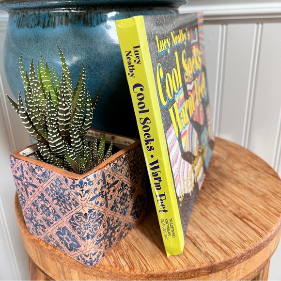 Y2K Cool Socks Warm Feet Pattern and How To Crochet Knit Book - Picture 2 of 11